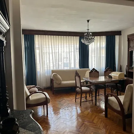 Apartment Romantic House With Bosphorus View