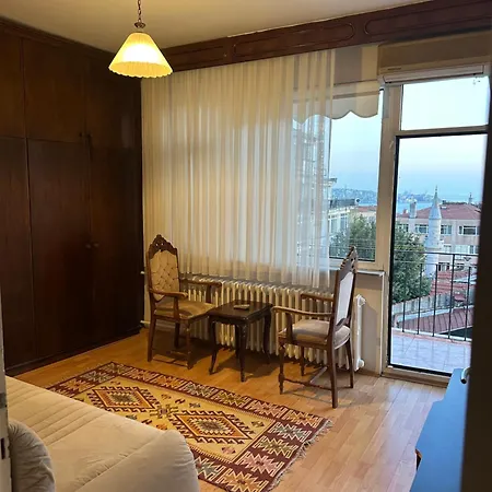 Romantic House With Bosphorus View Istanbul